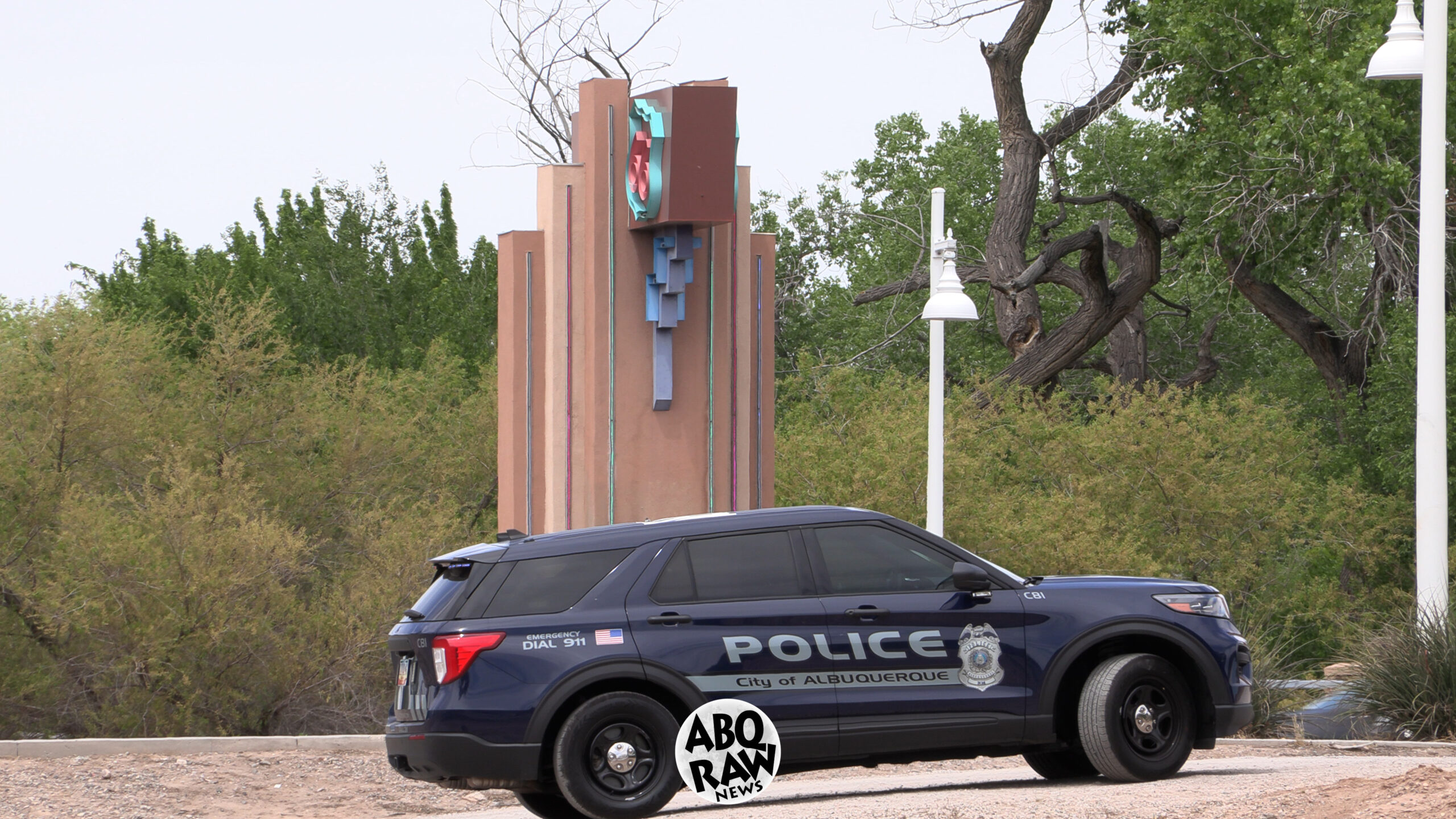 APD Investigate Stabbing in NE Albuquerque